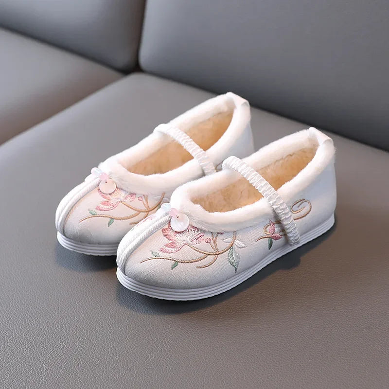 Winter Hanfu Shoes Children Cotton Old Beijing Cloth Shoes Plush Flowers Embroidered Chinese Style Vintage Dancing Slip On