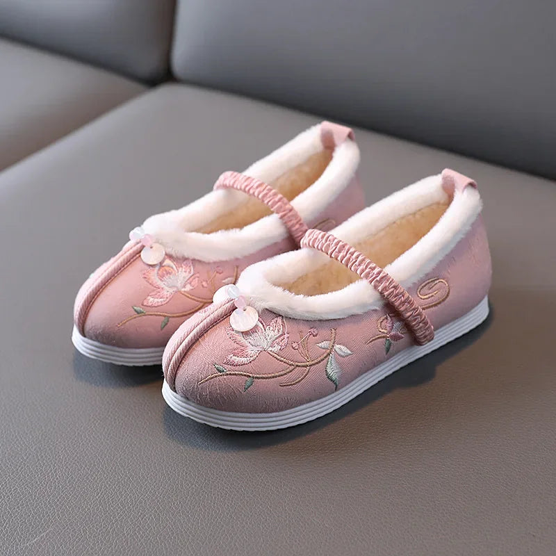 Winter Hanfu Shoes Children Cotton Old Beijing Cloth Shoes Plush Flowers Embroidered Chinese Style Vintage Dancing Slip On