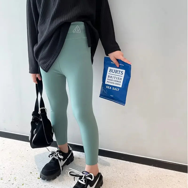 Comfortable Solid Color Leggings