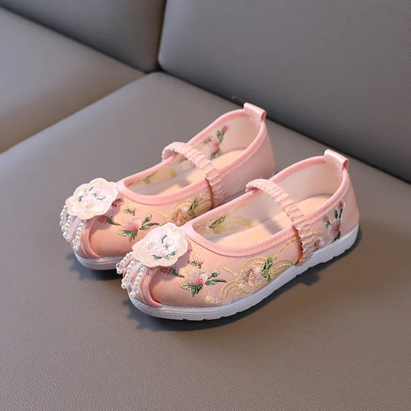 Chinese Vintage Cloth Shoes Baby Girls Kids Shoes Flats Flowers Embroidery Dancing Beading Tassel Princess Old Beijing Children