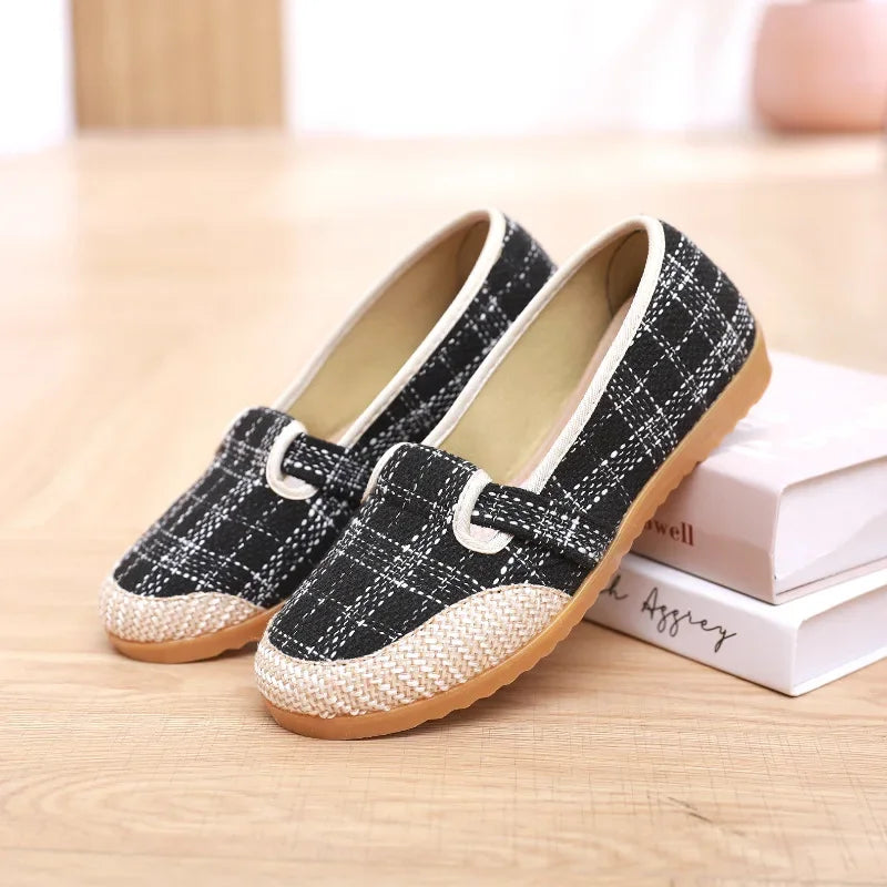 Flat & Comfortable Non-Slip Sneakers